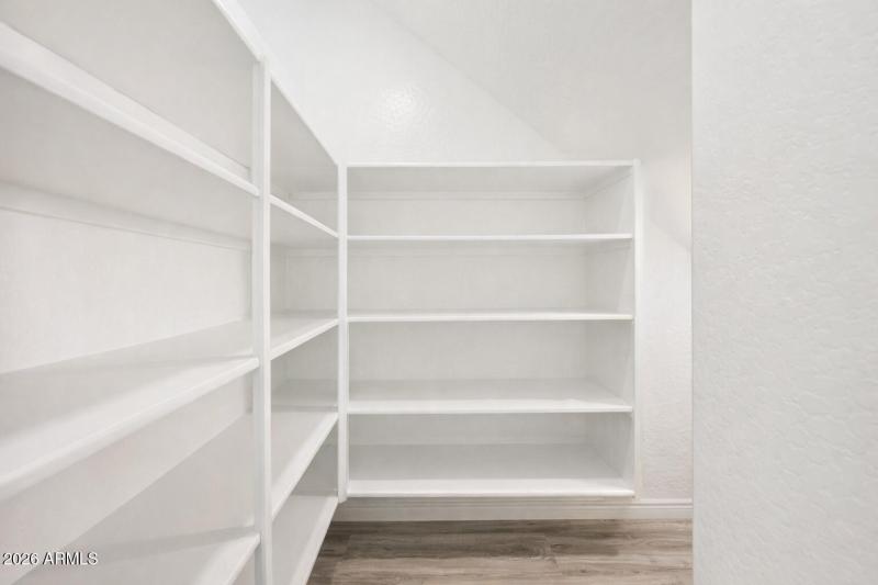 Walk in Pantry