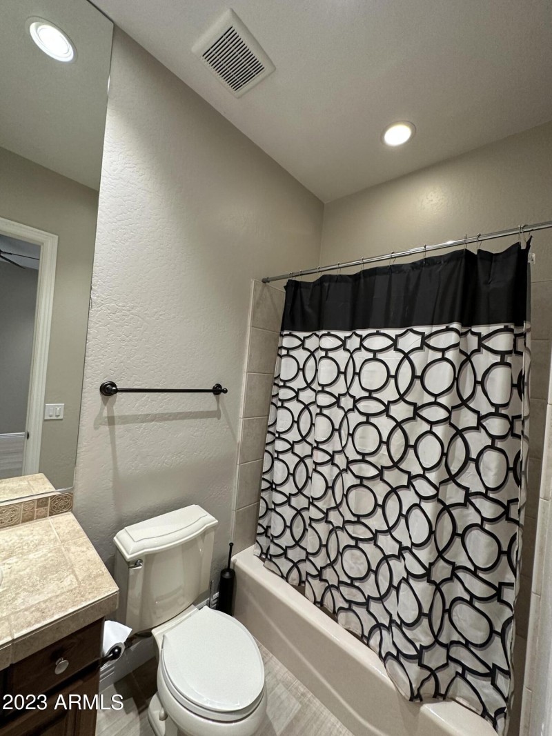 Attached Bath to Bedroom 4