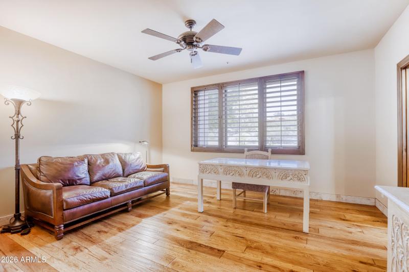 Ensuite Bedroom3 / Bonus Room