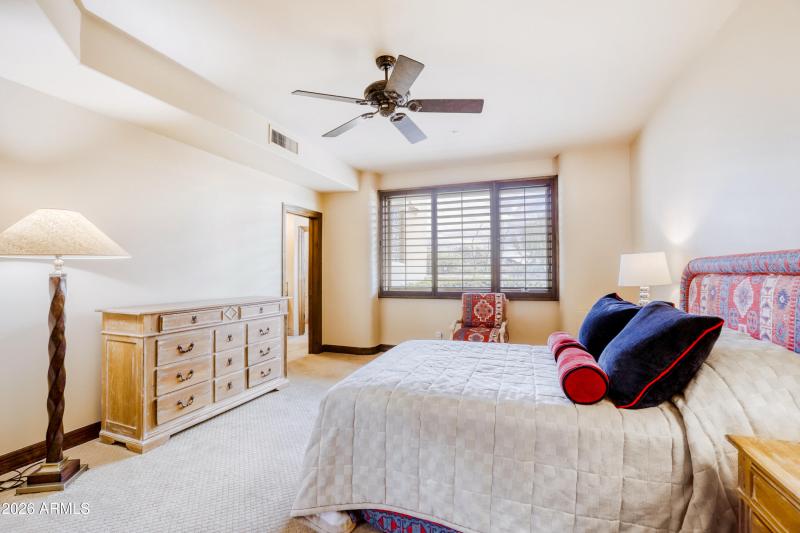 Guest Ensuite Bedroom2