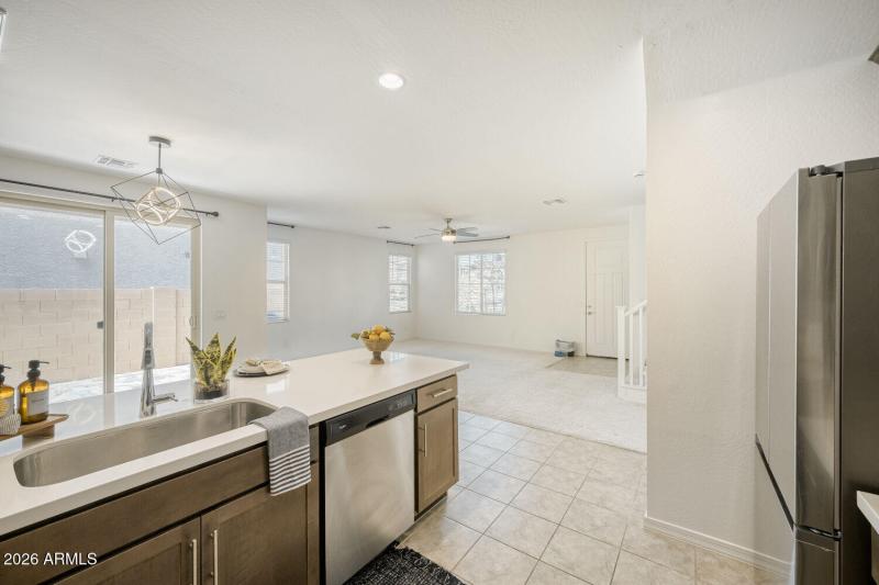 1949 W Holden Dr - Web Quality - 012 - 1