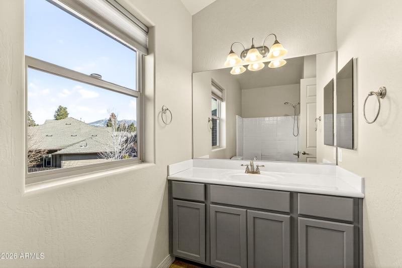 2932-s-presidio-de-calabasas-flagstaff-a