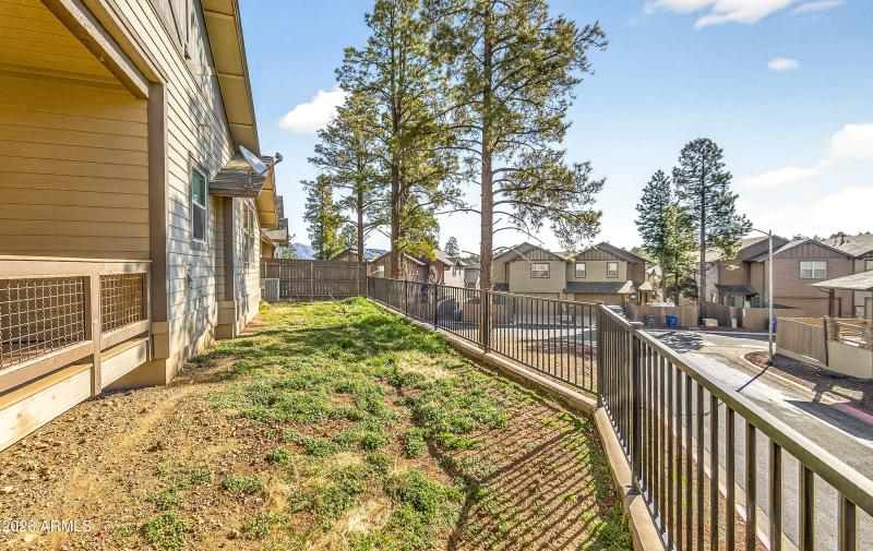 2932-s-presidio-de-calabasas-flagstaff-a