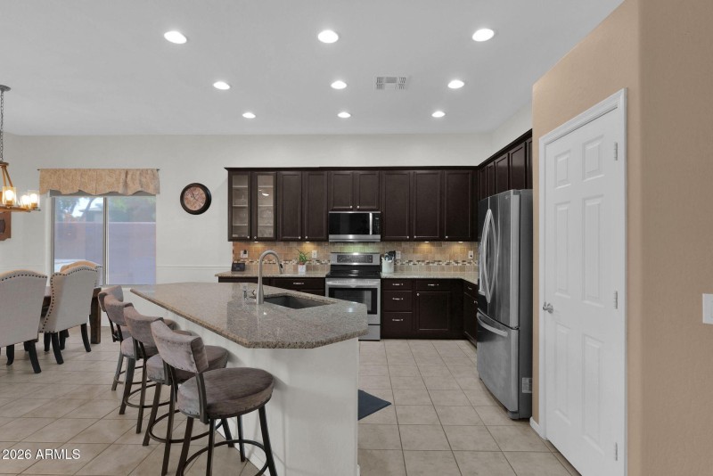 Kitchen w/Stainless appliances