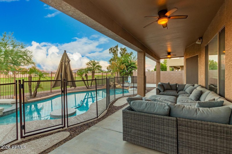 pool 20240330004622260801000000-o