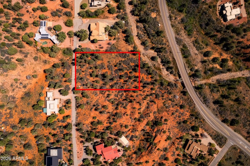 100 Pinon Valley Dr-1079-OUTLINES