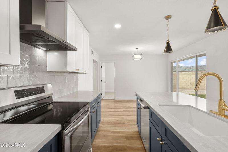 7734 N 34th Avenue - 17