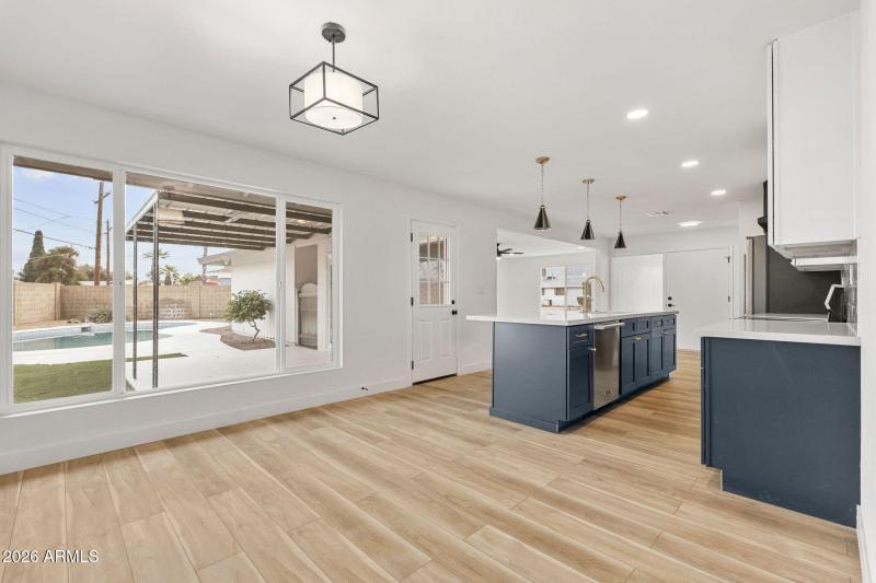 7734 N 34th Avenue - 18