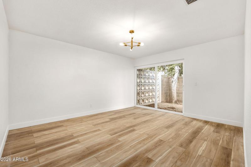 7734 N 34th Avenue - 20