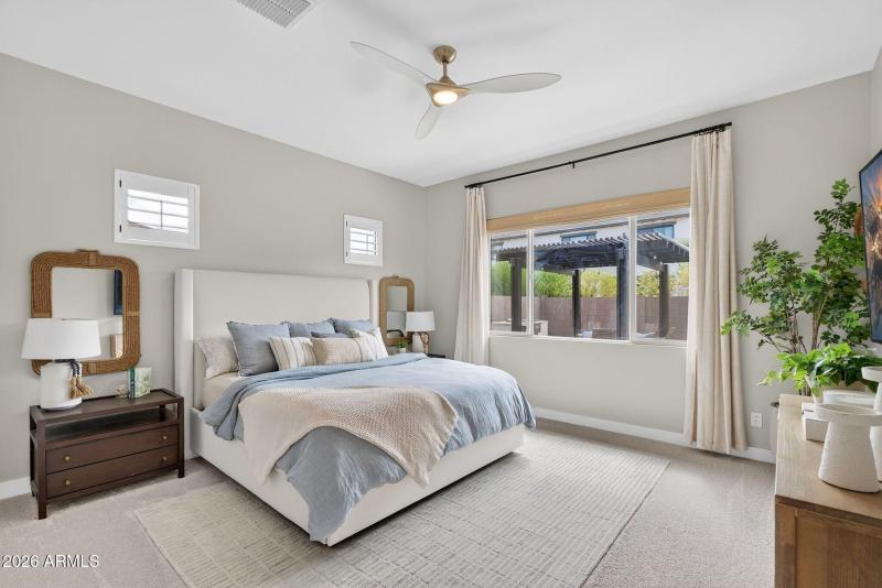 23-web-or-mls-52E Austin Dr