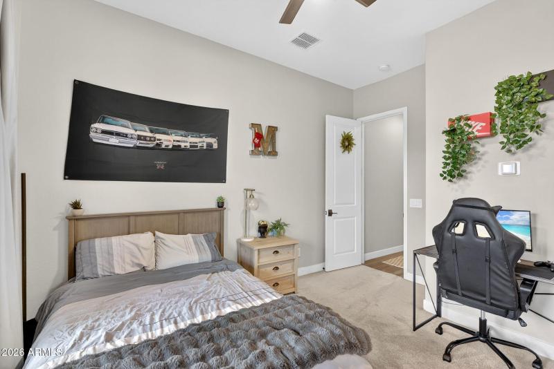 33-web-or-mls-26E Austin Dr