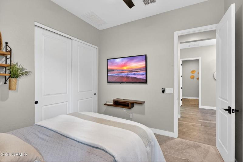 35-web-or-mls-30E Austin Dr