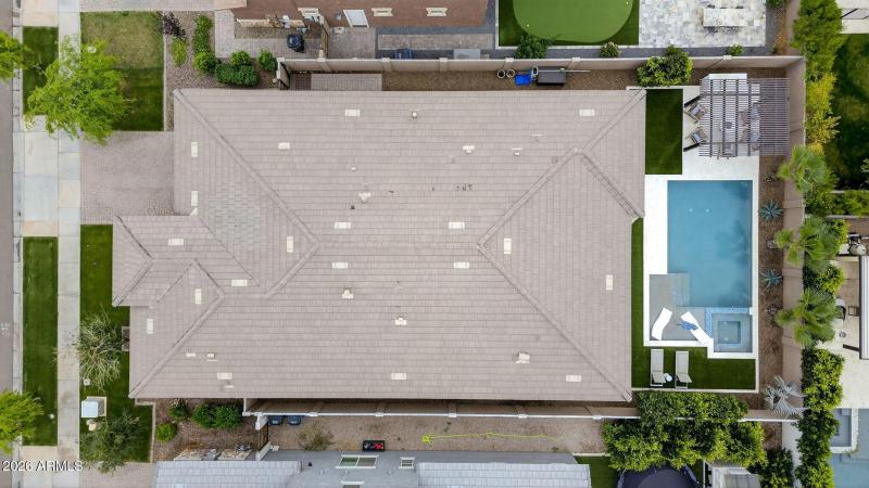 62-web-or-mls-10E Austin Dr