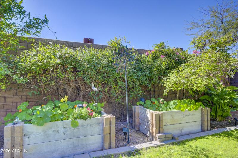 4602 S Flare exteriors-17