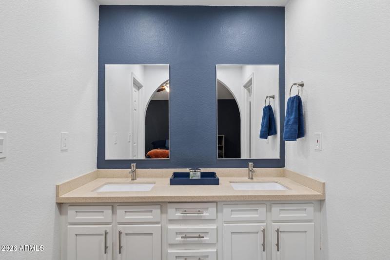 14-web-or-mls-14844-n-deerskin-dr