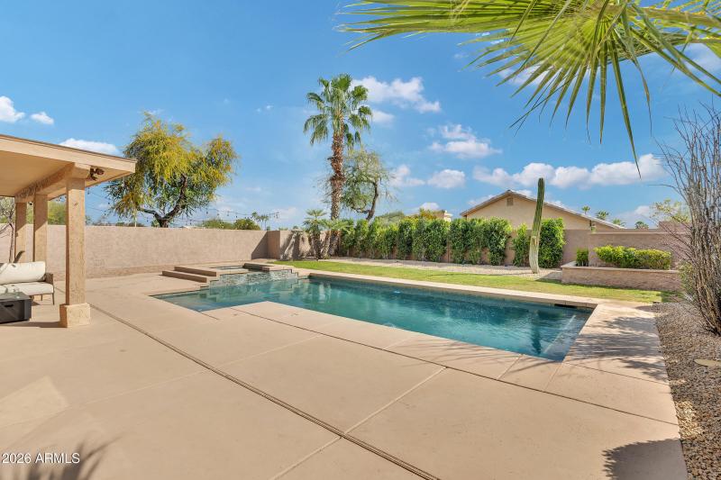 4629 E Gold Poppy Way-36