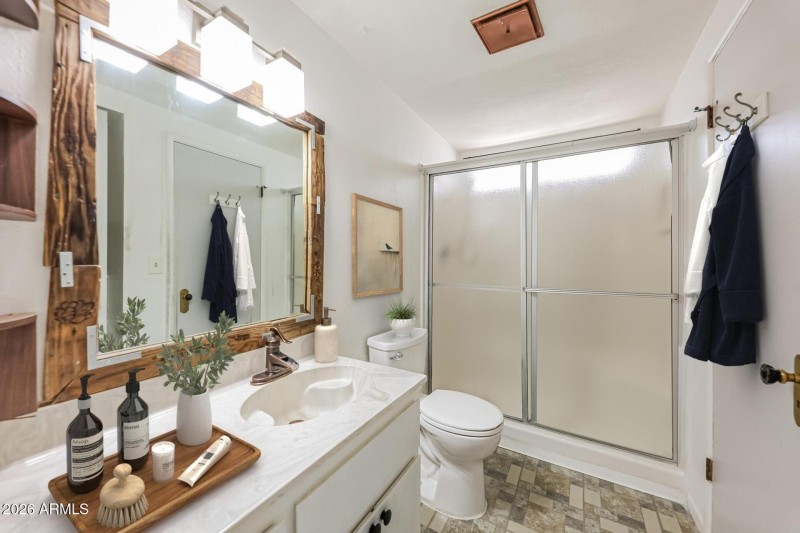 47-photo-VS---Bathroom-fe9e9122-2e20-40b