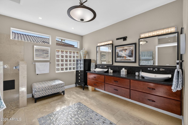 22-web-or-mls-DSC00507