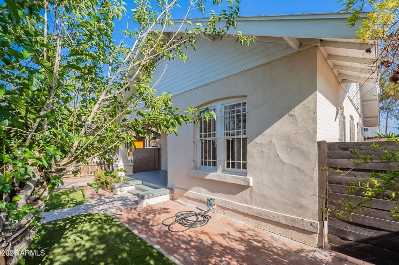 2-web-or-mls-McKinley-2