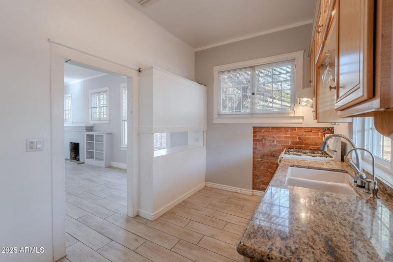 10-web-or-mls-McKinley-10