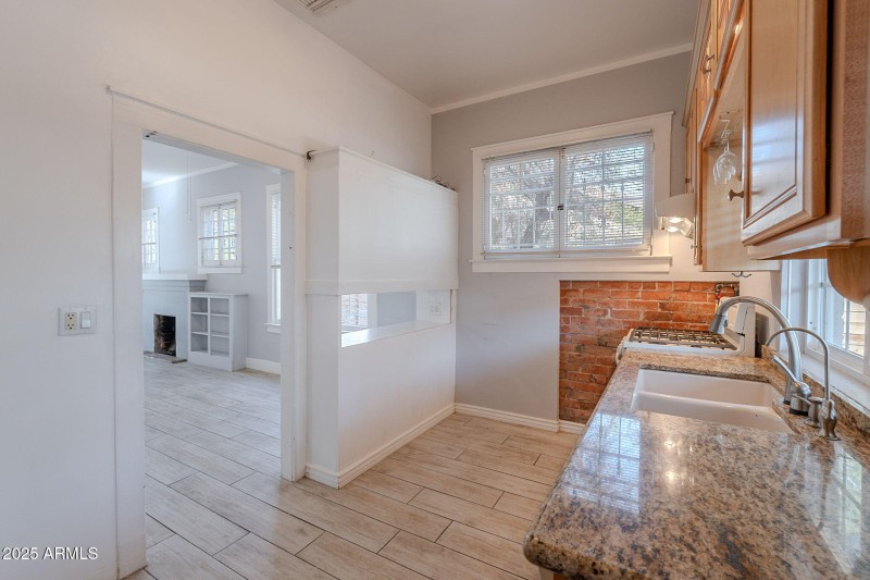 10-web-or-mls-McKinley-10