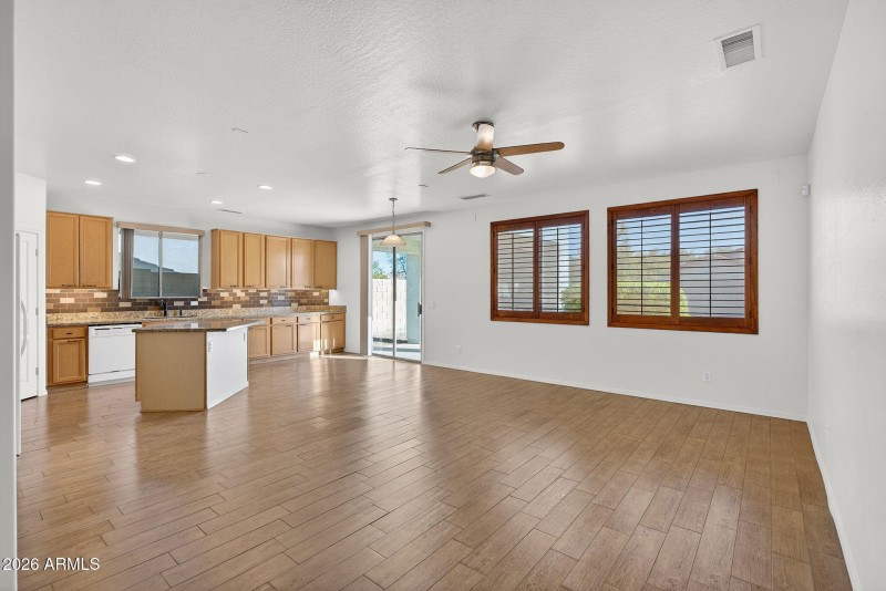 8-web-or-mls-13W Bloomfield Rd