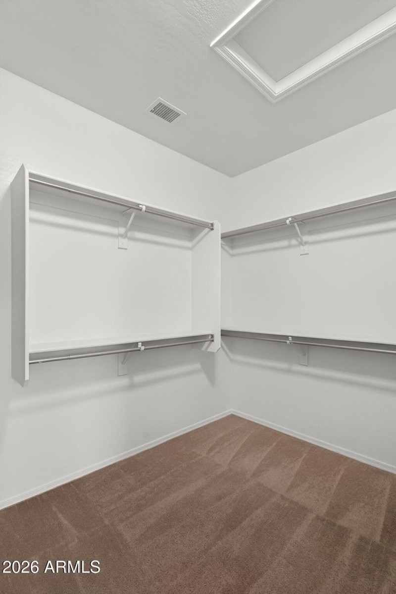 27-web-or-mls-33W Bloomfield Rd