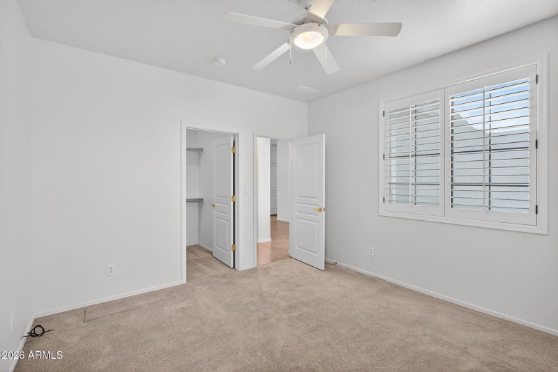 32-web-or-mls-06W Bloomfield Rd