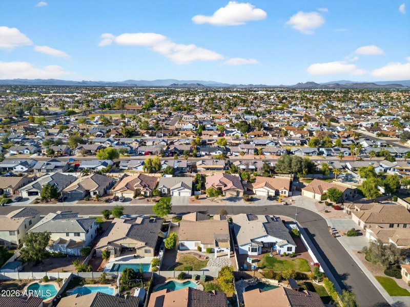 65-web-or-mls-67W Bloomfield Rd