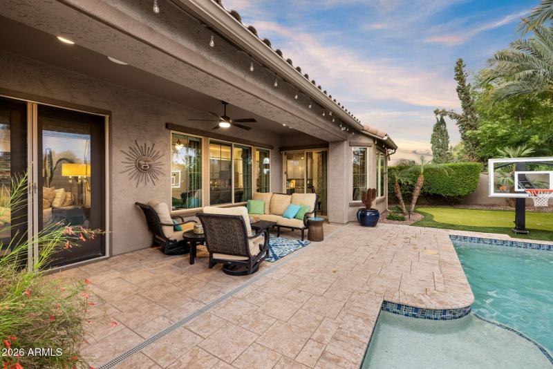 74-web-or-mls-260309-2445-W-Wildhorse-Dr