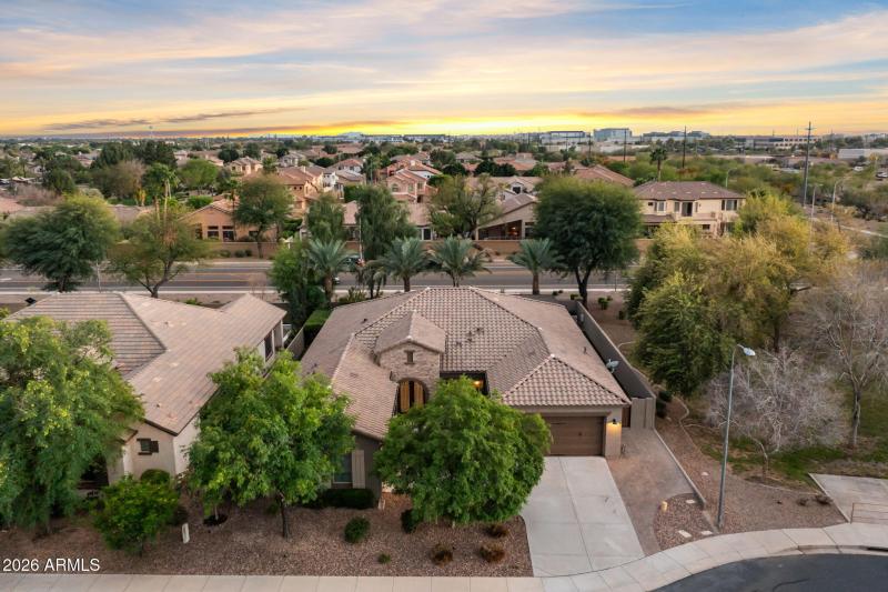 87-web-or-mls-260309-2445-W-Wildhorse-Dr