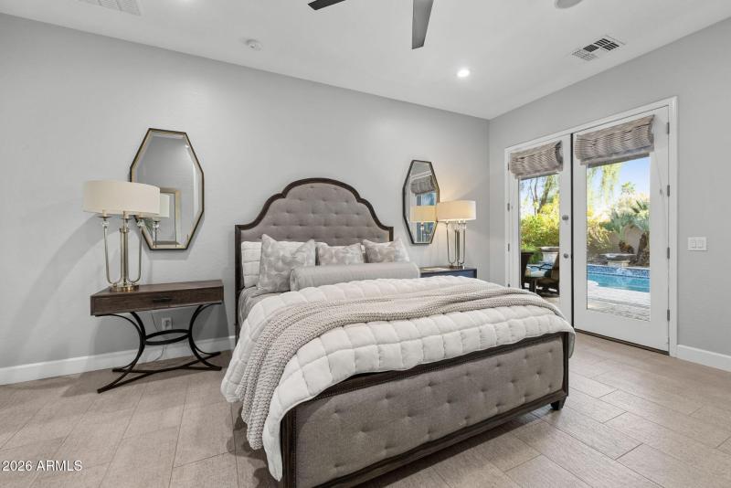 17-web-or-mls-260309-2445-W-Wildhorse-Dr