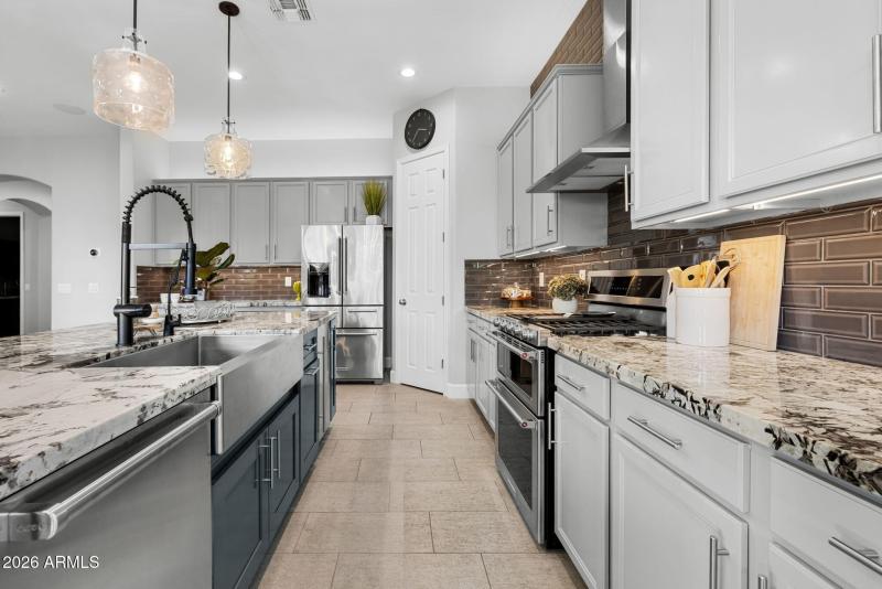 31-web-or-mls-260309-2445-W-Wildhorse-Dr