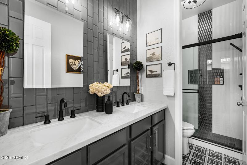 39-web-or-mls-260309-2445-W-Wildhorse-Dr