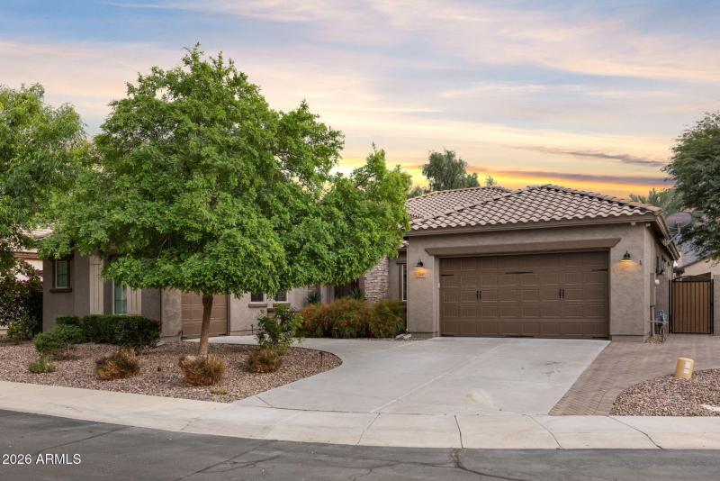 67-web-or-mls-260309-2445-W-Wildhorse-Dr