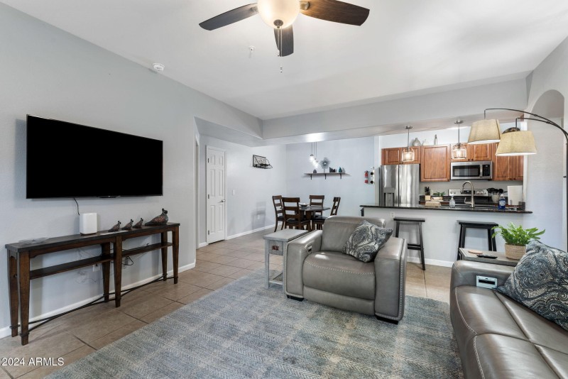 002__10136 E Southern Ave 1067