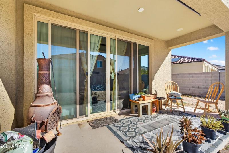 39-web-or-mls-36W Earll Dr