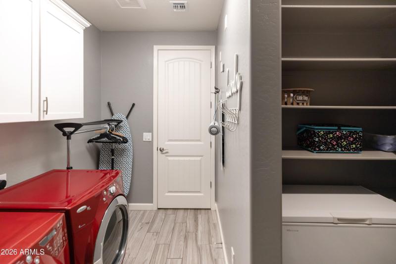 Laundry Room 2