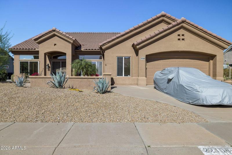 2-web-or-mls-22108-n-veterans-dr