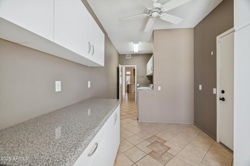 53-web-or-mls-22108-n-veterans-dr