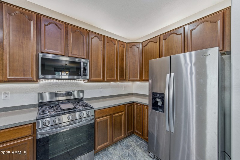 42448 W Almira Drive-15