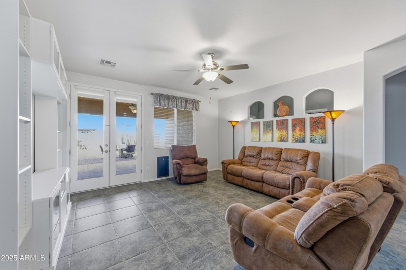 42448 W Almira Drive-20