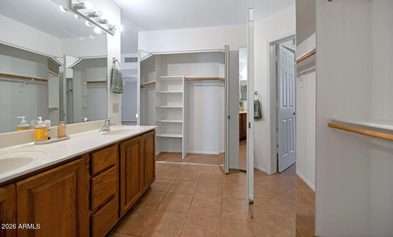 Plenty of Closet Spcae