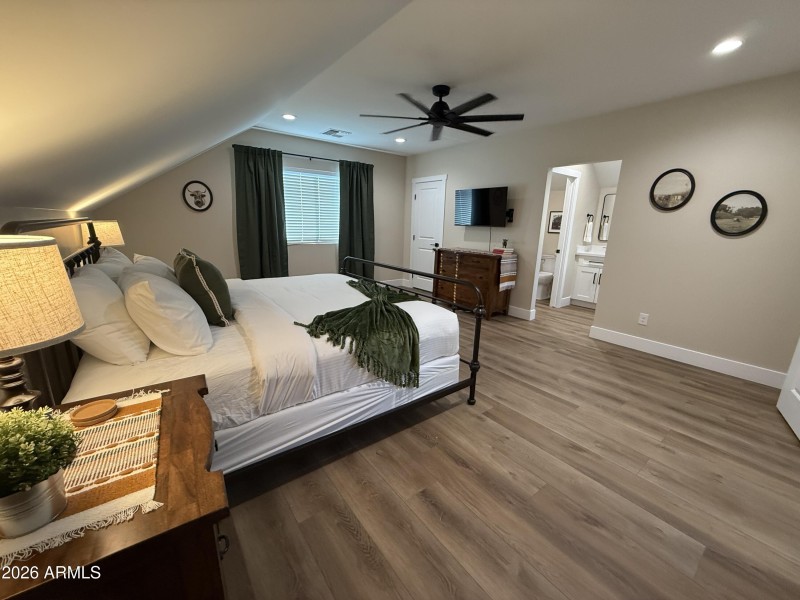 IMG_2344 Master Bedroom with En Suite Vi