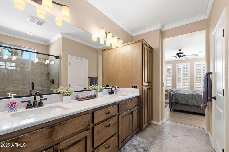 021_1732 E Vesper Trail