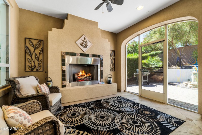 012_1732 E Vesper Trail