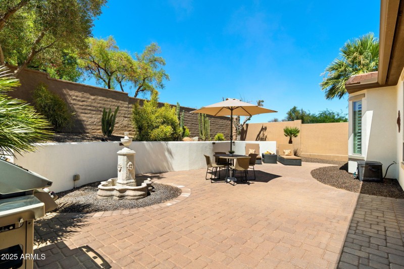 017_1732 E Vesper Trail