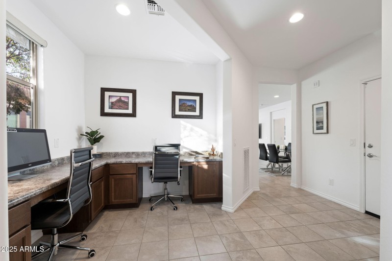 004__678 E Cobble Stone Dr