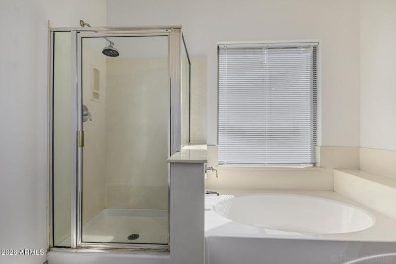 Separate tub & shower