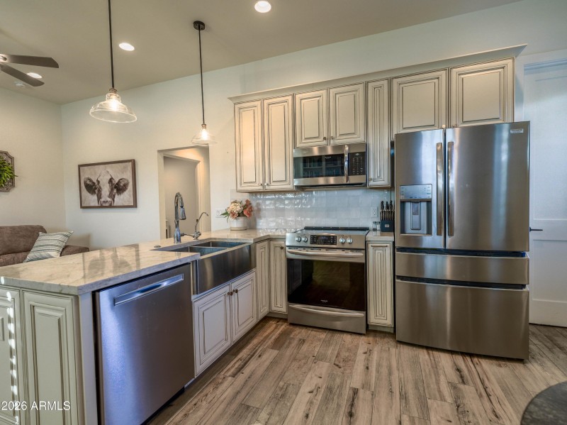 Casita 19908 E Marcus St